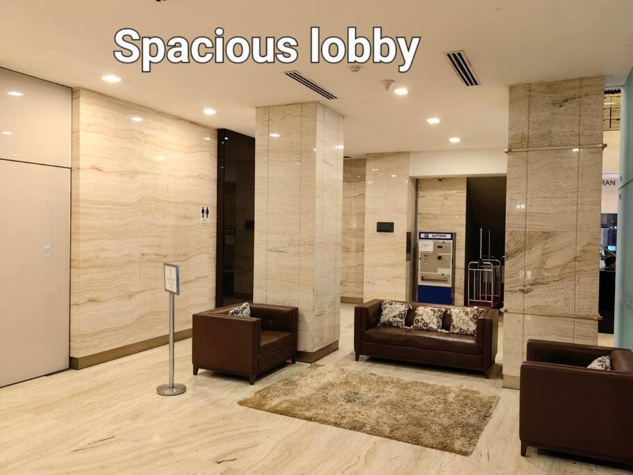 Pangsapuri 19 Suasana Bukit Ceylon 5 Minutes To Alor Street Klcc Bukit Bintang 12 Pax 3r2b Kuala Lumpur