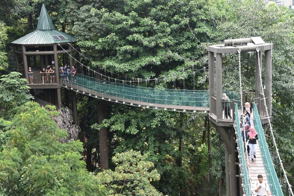 19 Suasana Bukit Ceylon 5 Minutes To Alor Street Klcc Bukit Bintang 12 Pax 3r2b Pangsapuri
