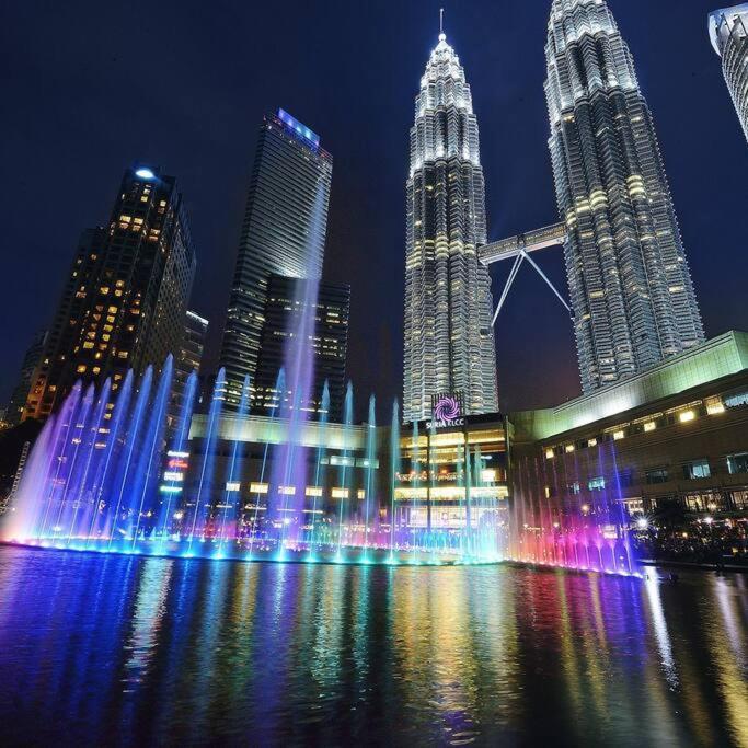 19 Suasana Bukit Ceylon 5 Minutes To Alor Street Klcc Bukit Bintang 12 Pax 3r2b Pangsapuri *