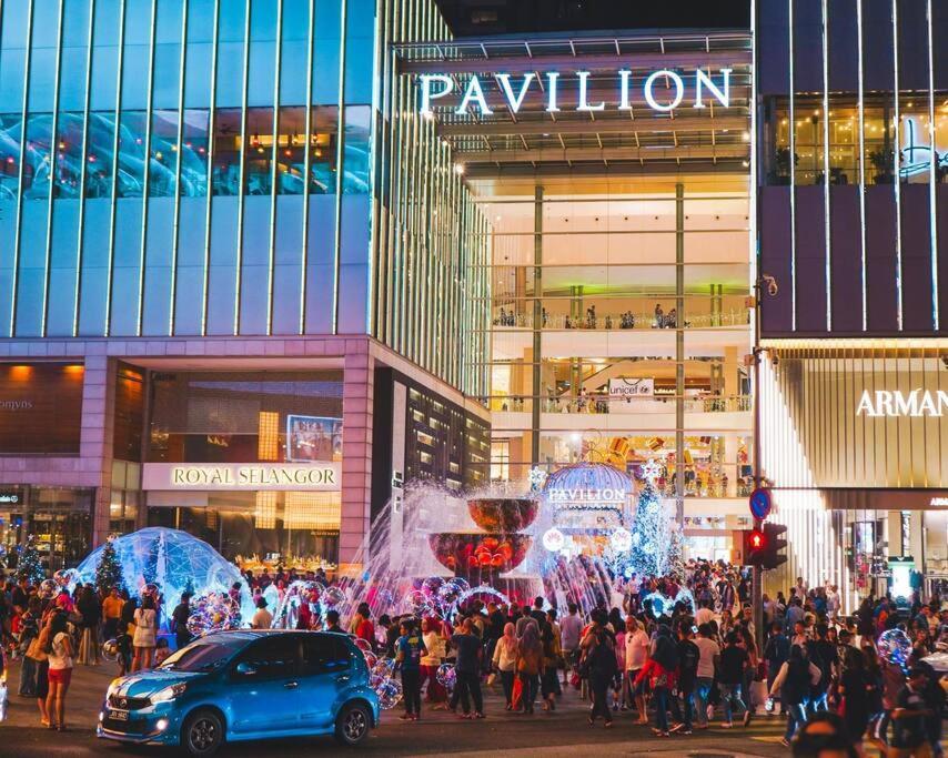 Pangsapuri 19 Suasana Bukit Ceylon 5 Minutes To Alor Street Klcc Bukit Bintang 12 Pax 3r2b *